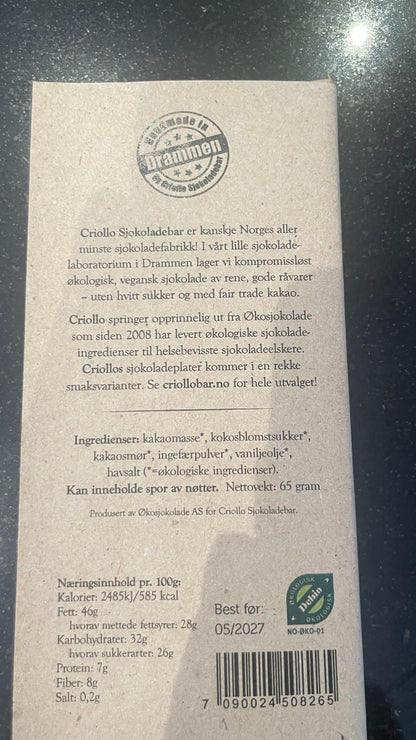 Vegansk 70% spicy sjokolade med salt, pepper, lakris og chili